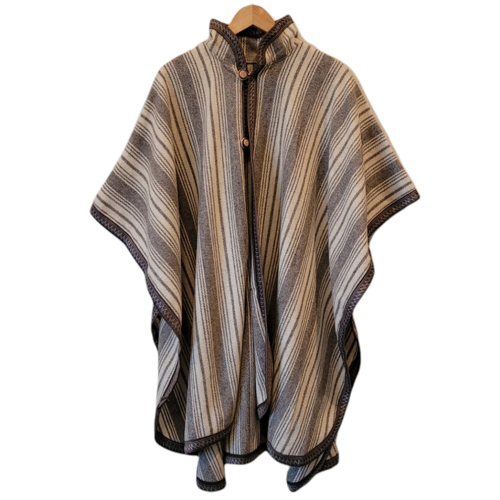 Wool Poncho / Cape Wood Buttons Western Vintage Browns & Tans Sz 1X